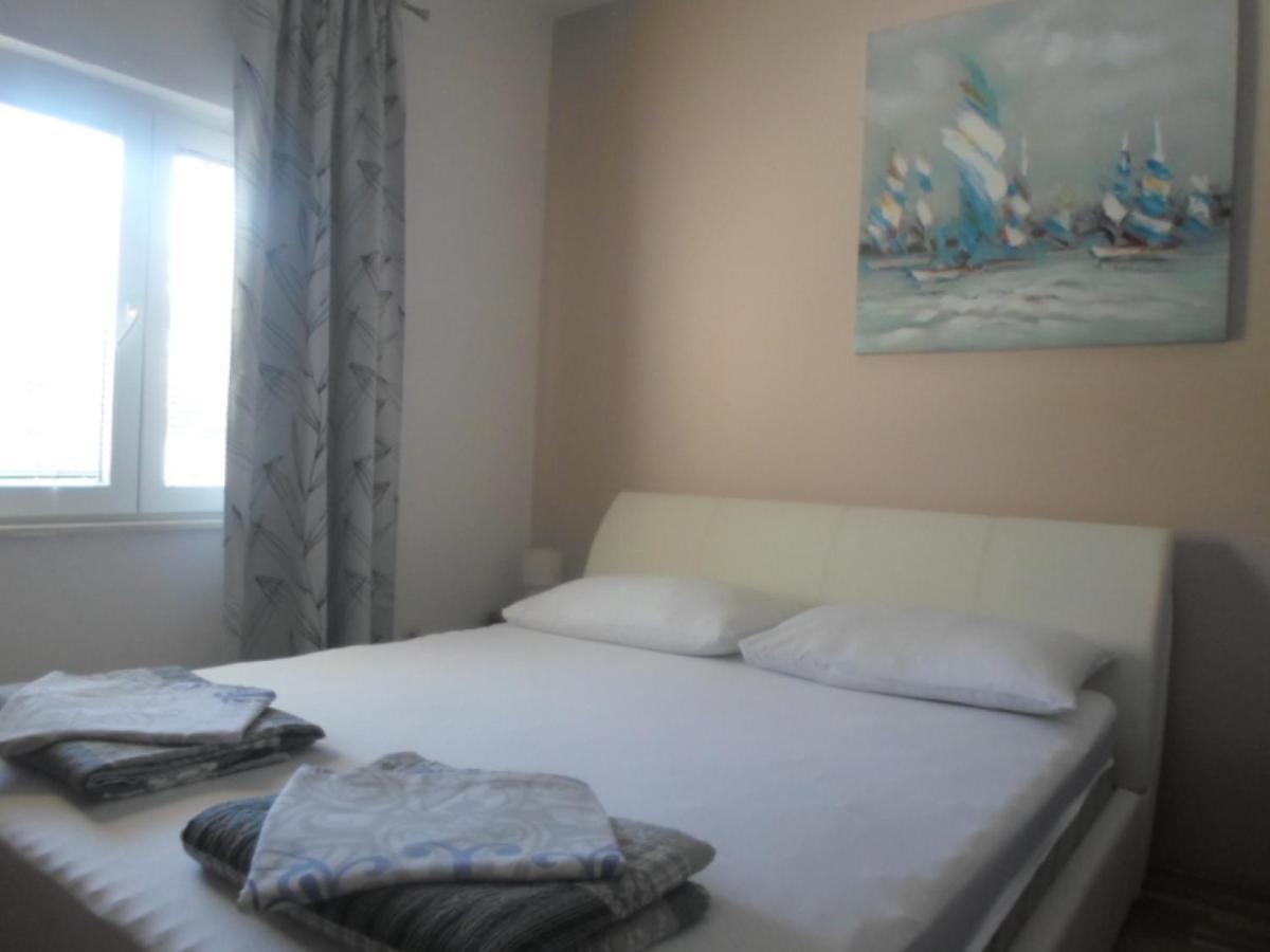 Apartments Golic Biograd Na Moru Extérieur photo