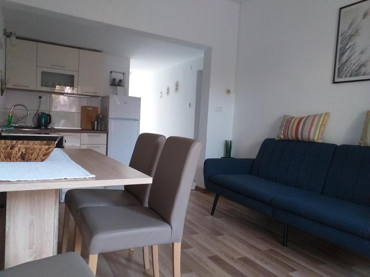 Apartments Golic Biograd Na Moru Extérieur photo