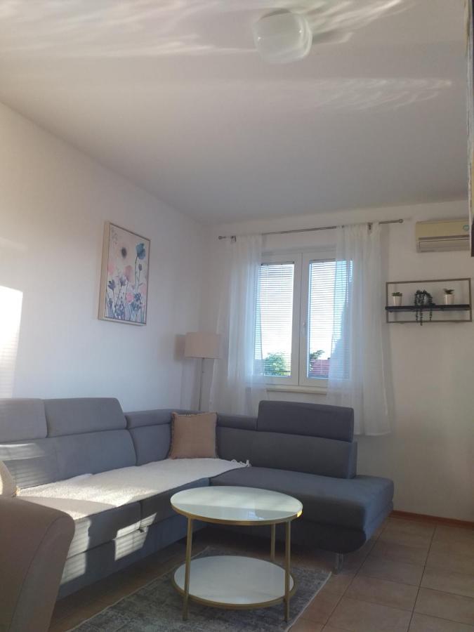 Apartments Golic Biograd Na Moru Extérieur photo
