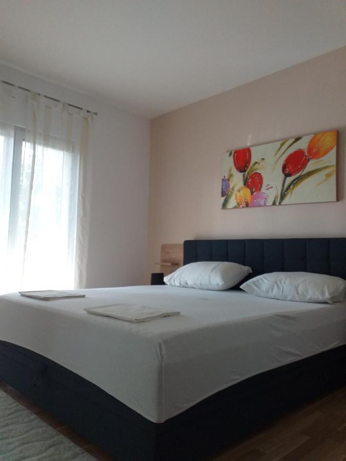 Apartments Golic Biograd Na Moru Extérieur photo