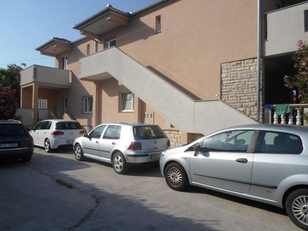Apartments Golic Biograd Na Moru Extérieur photo