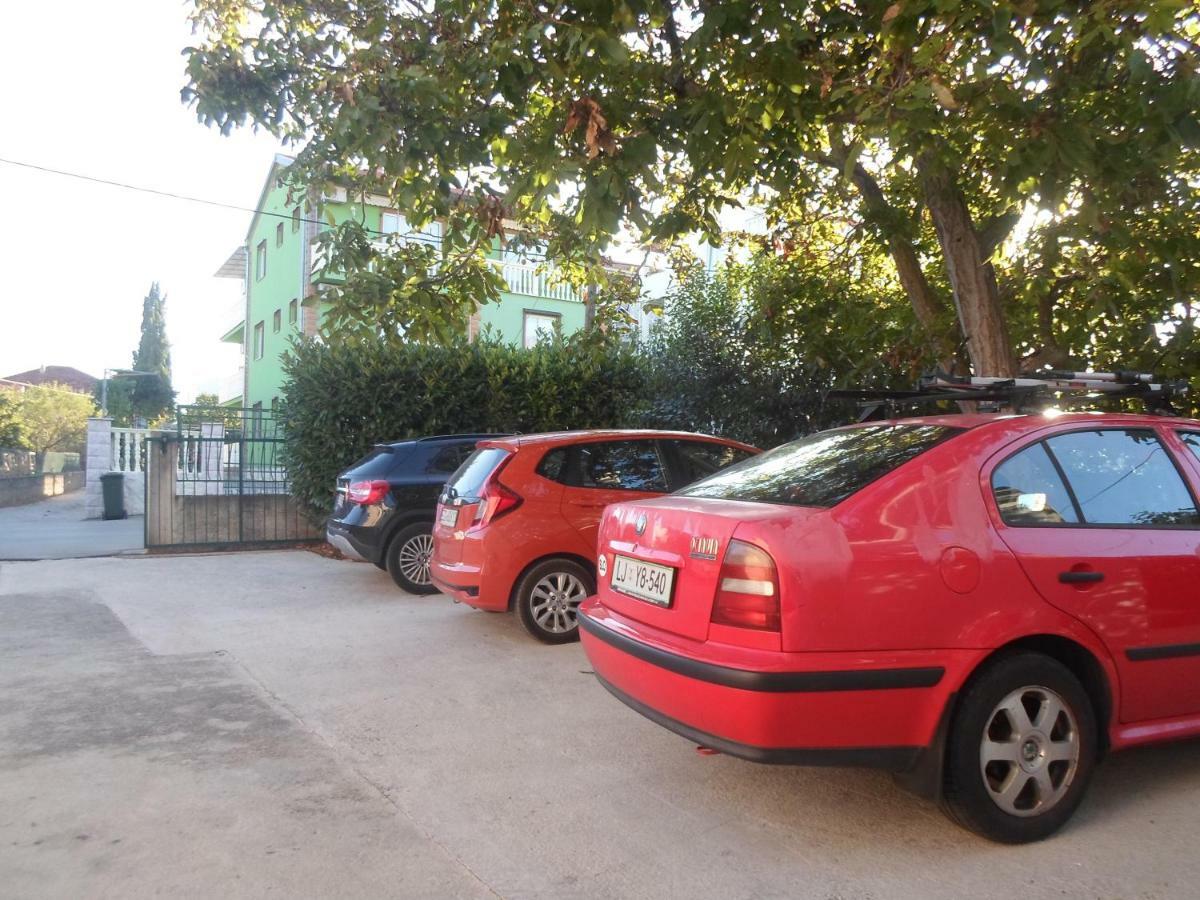 Apartments Golic Biograd Na Moru Extérieur photo